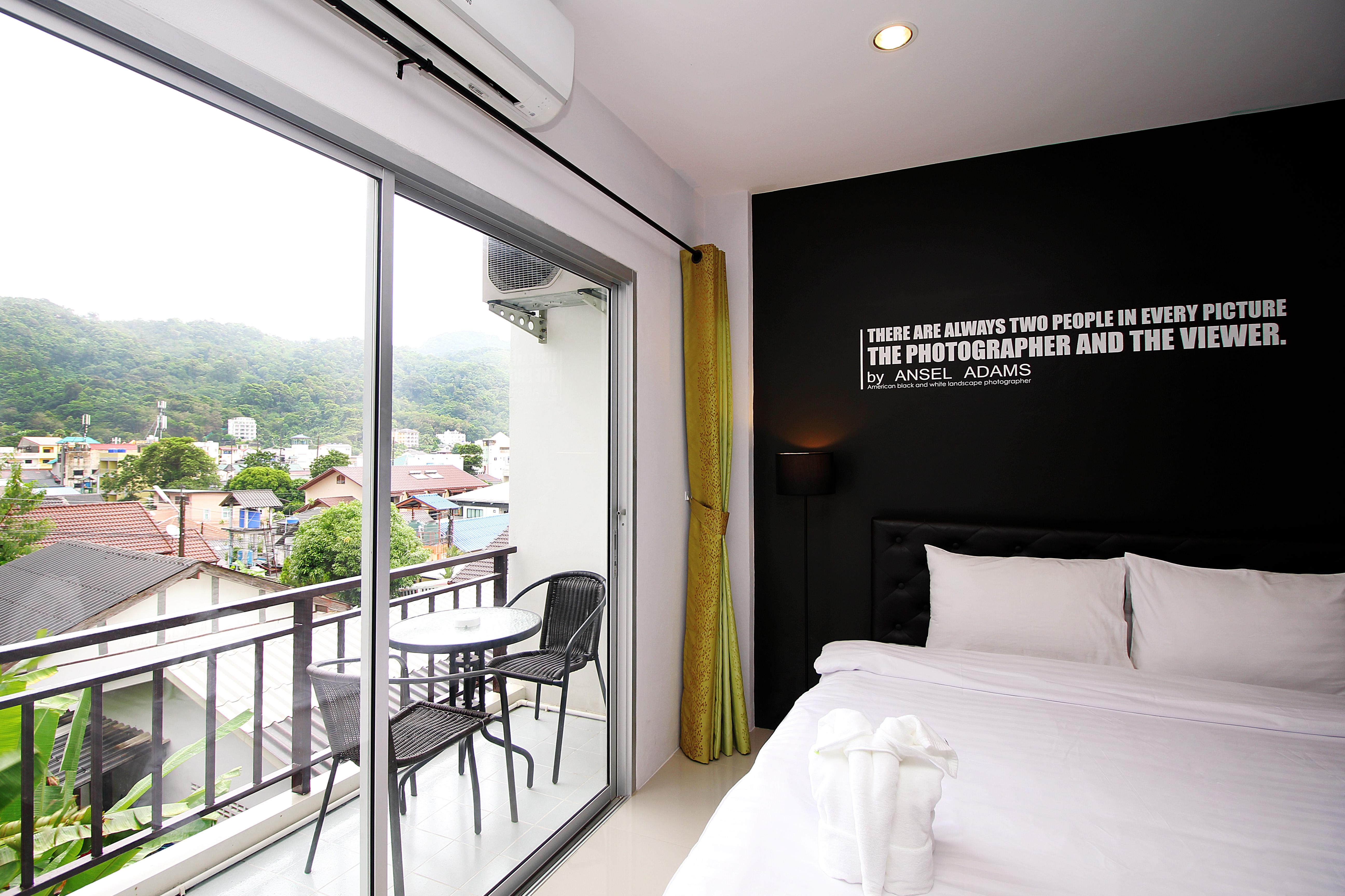 The Artist House Otel Patong Dış mekan fotoğraf