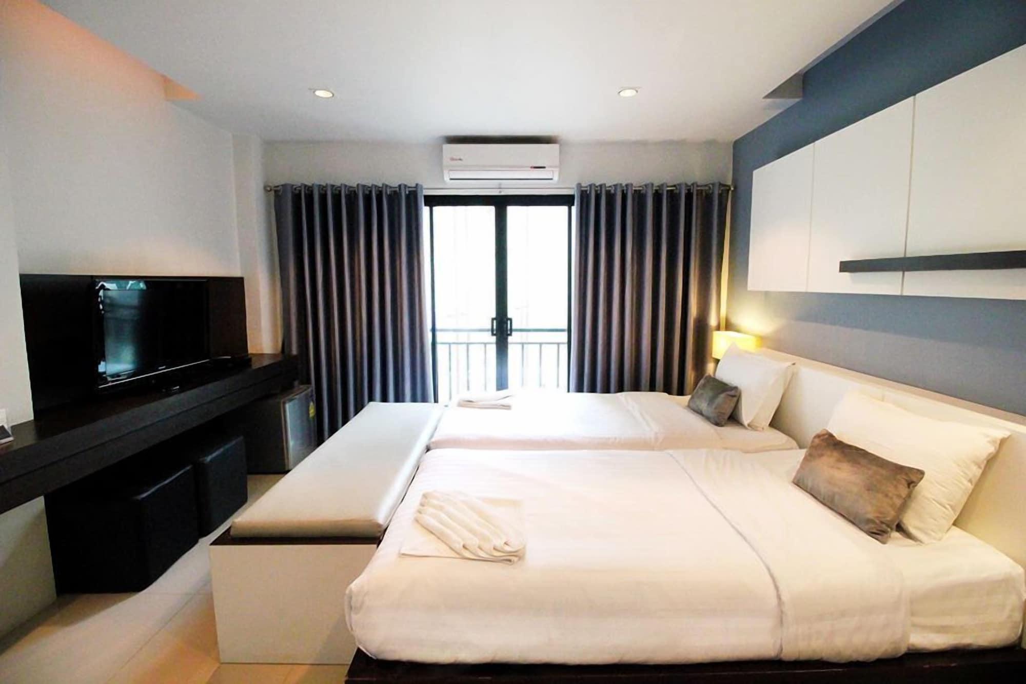 The Artist House Otel Patong Dış mekan fotoğraf